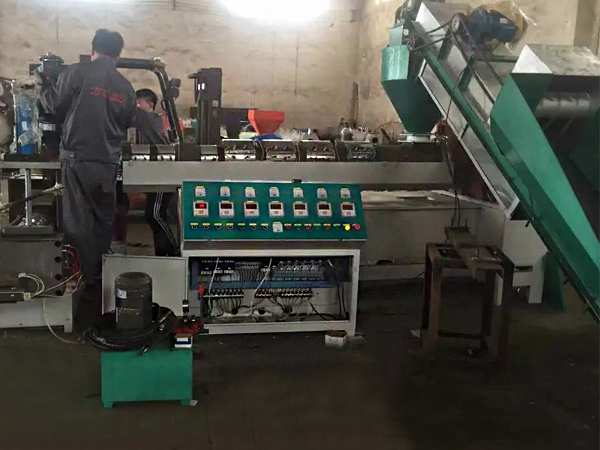 塑料造粒机不出料的原因及解决方法